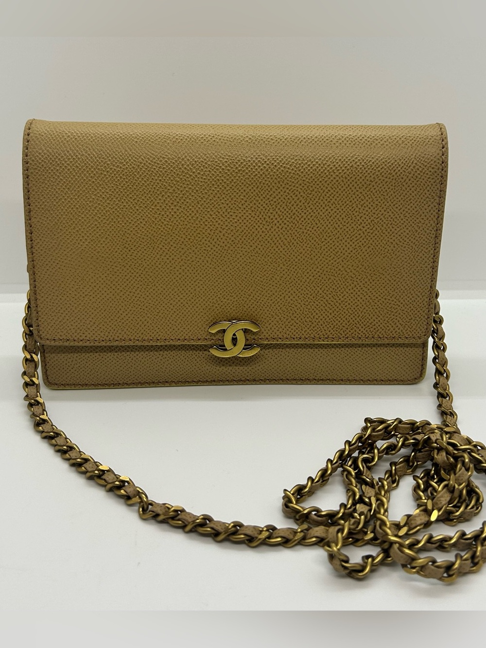 CHANEL Vintage Tan Caviar Leather Wallet Chain Crossbody Bag